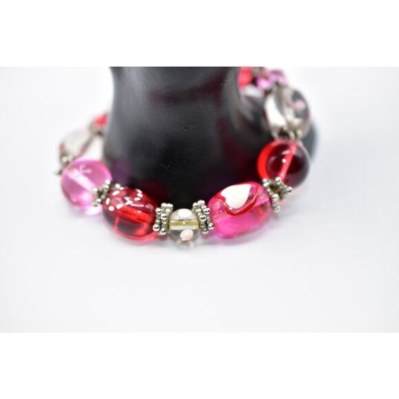 Vintage Stretchy Bracelet Valentine Red Pink Heart Beaded Painted Chunky  Bin4 - Picture 2 of 8